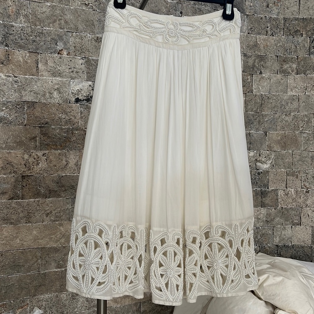 Alice and Olivia beautiful skirt